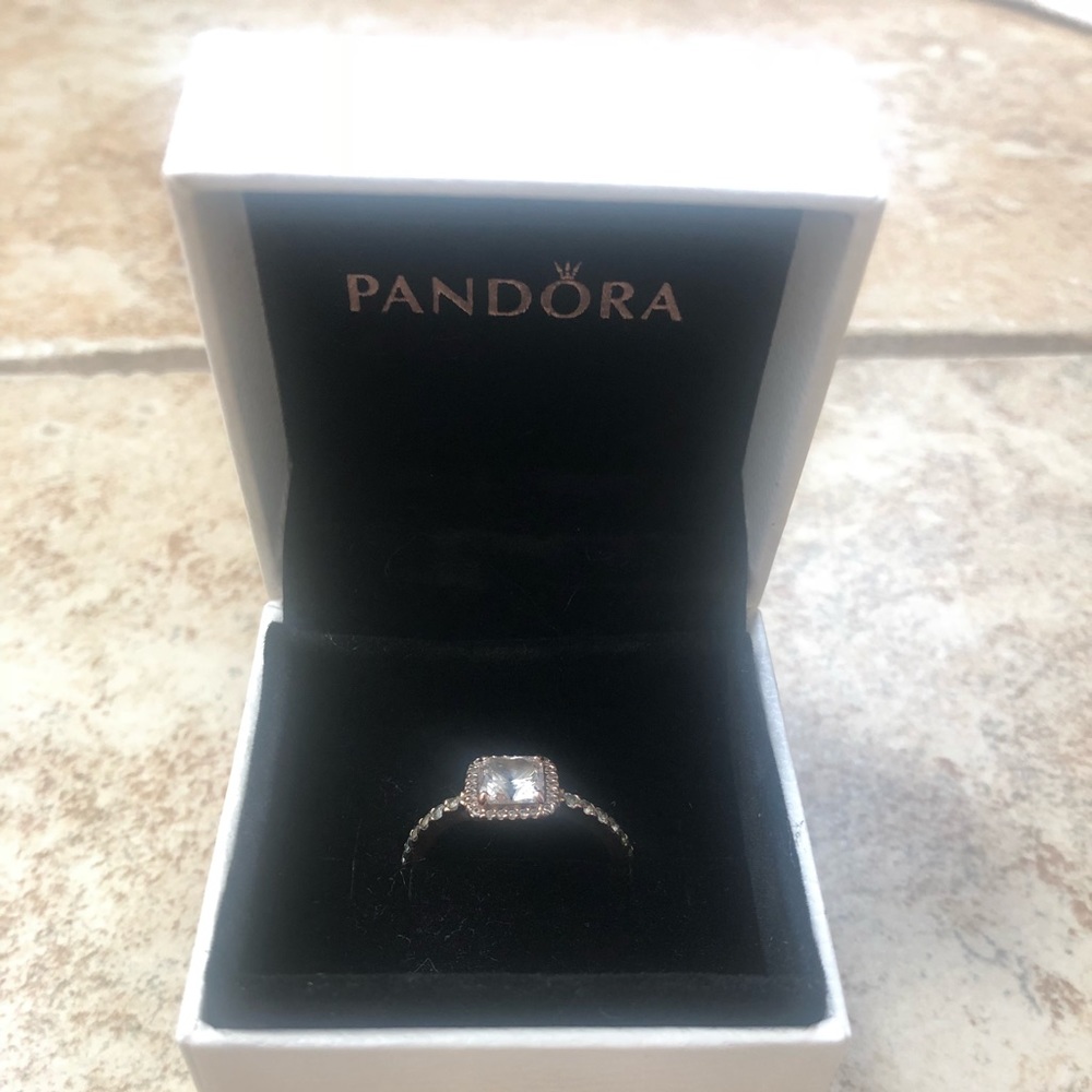 Pandora TIMELESS ELEGANCE RING with Box and Pouch